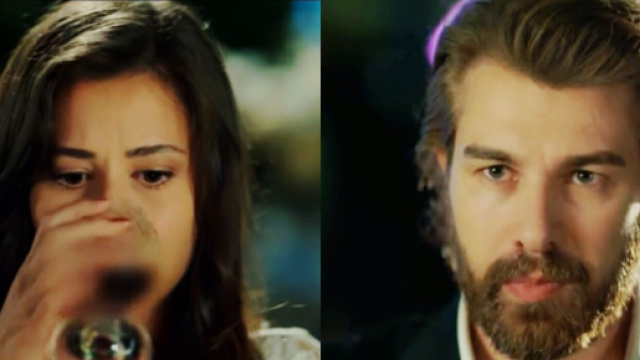 Zeynep e Fikret a cena, screenshot &copy; Terra amara