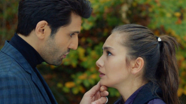 In foto Emir e Nihan &copy; Mediaset.