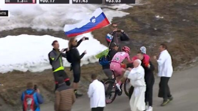Tadej Pogacar - Screenshot © Eurosport.