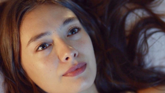 Nihan (Neslihan Atag&uuml;l) in una scena di Endless Love &copy; Mediaset.