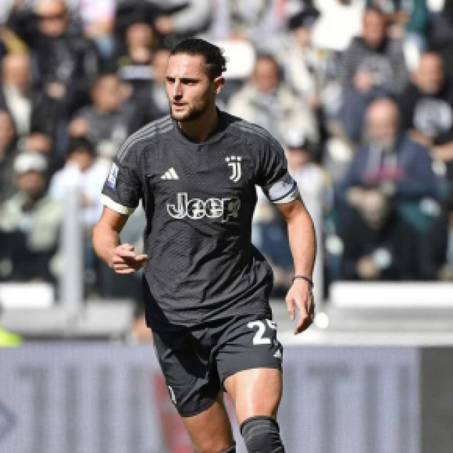 Rabiot con la maglia della Juventus - © Instagram
