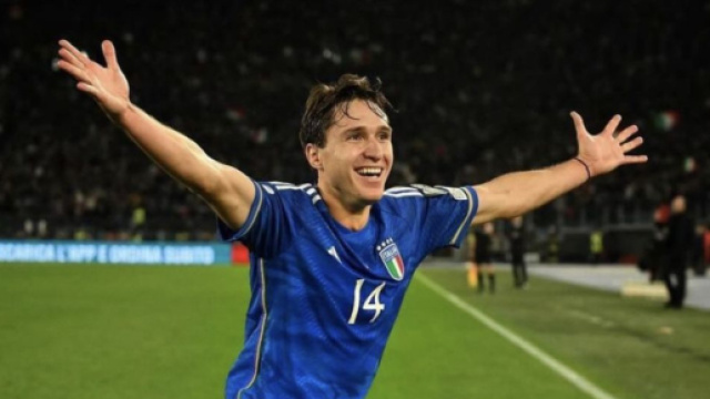 Federico Chiesa con la maglia della Nazionale - © Instagram