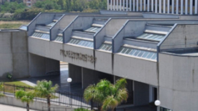 Il palazzo di Giustizia di Brindisi © sito ufficiale procura Brindisi.