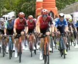 Giro d'Italia, il gruppo sulla salita di Oropa - Screenshot © Eurosport.
