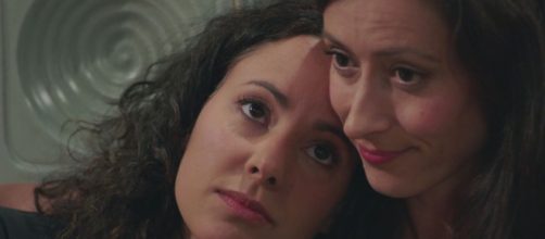Vanessa e Carolin in una scena di Tempesta d'amore © Mediaset