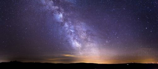 Il cielo stellato e la Via Lattea - © Pixabay.