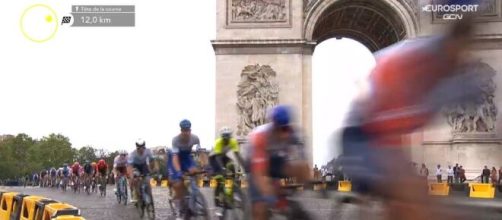 Una scena del Tour de France - Screenshot © Eurosport