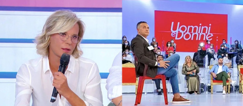 Maria De Filippi e lo studio di Uomini e donne - screenshot © Canale 5.