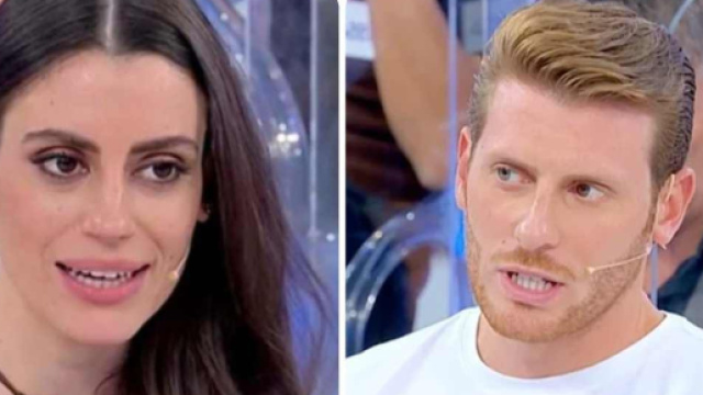 Lavinia Mauro e Alessio Corvino - screenshot © Canale 5