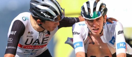 Tadej Pogacar in crisi al Tour de France 2023 - Screenshot © Eurosport