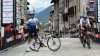 Dolomiti Race, non si ferma al blocco e travolge tre ciclisti: 'In ritardo per la messa'