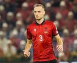 Mario Mihaj con la maglia della nazionale albanese © Profilo Instagram mitajmario