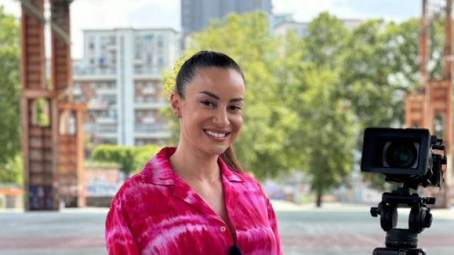 Sul set Instagram ©Elisa Scheffler.