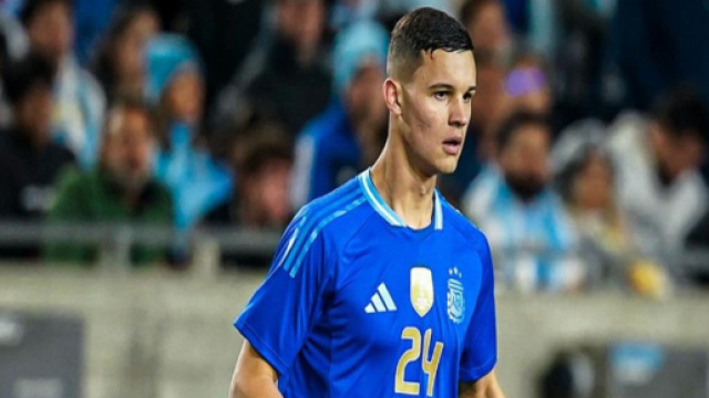 Carboni dell'Inter in azione con l'Argentina ® Instagram Carboni