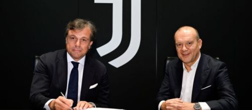 Cristiano Giuntoli e Maurizio Scanavino, dirigenti Juventus © Foto Sito Ufficiale Juventus