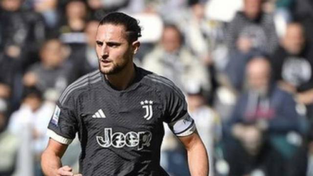 Adrien Rabiot con la maglia della Juventus © Instagram