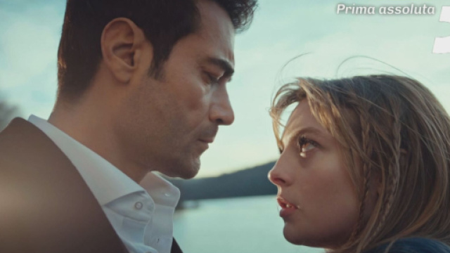 In foto Gulcemal e Deva, © Mediaset.