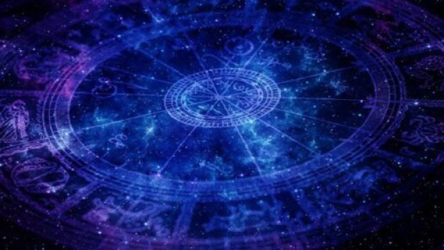 Oroscopo, la ruota dello zodiaco - Foto &copy;pixabay.com