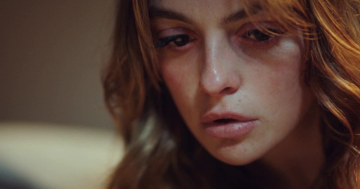Cambio palinsesto Canale 5 del 19/07: La rosa della vendetta si ferma, spazio a Mio figlio