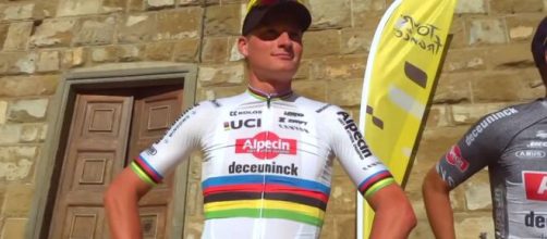 Mathieu Van der Poel al via del Tour de France - Screenshot © Eurosport