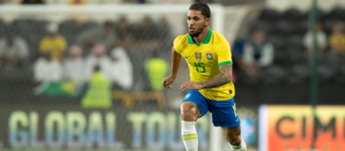 Douglas Luiz, centrocampista della Juventus. Foto © X/Douglas Luiz