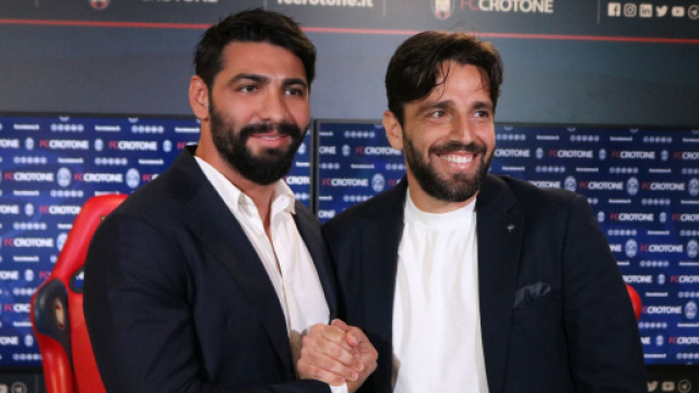 Raffaele Vrenna e Antonio Amodio del Crotone - © FcCrotone.It