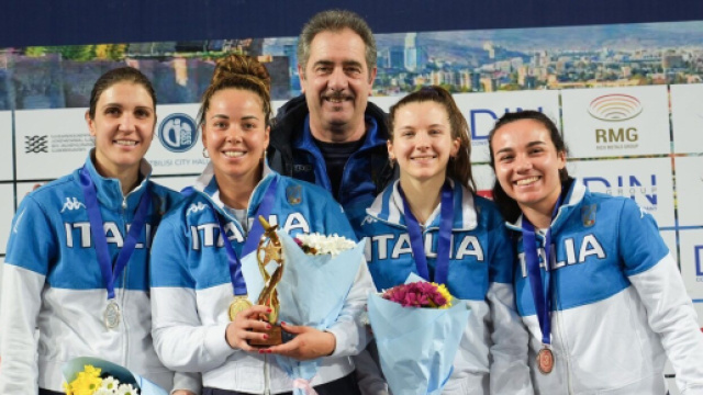 La squadra italiana di fioretto femminile che ha trionfato in Coppa del mondo a Tblisi © federscherma