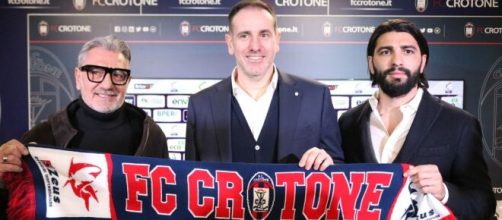 Da sinistra a destra: Gianni Vrenna, Lamberto Zauli e Raffaele Vrenna - © FcCrotone.It