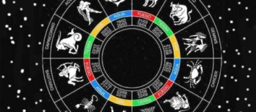 La ruota dello zodiaco (© Pixabay).