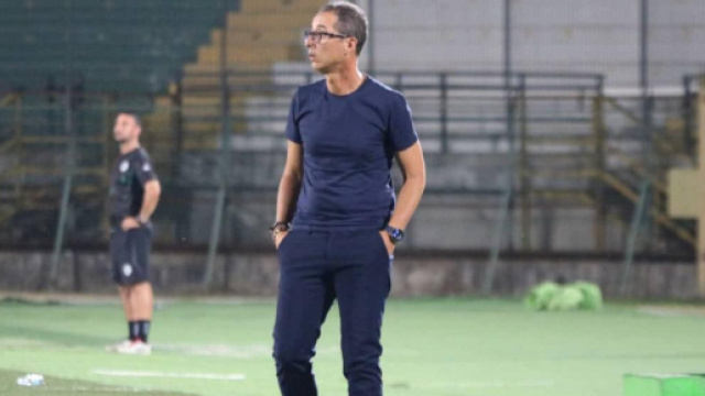 Emilio Longo, tecnico del Crotone al "Partenio-Lombardi" di Avellino - &copy; Facebook / FcCrotone