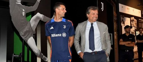 Thiago Motta e Cristiano Giuntoli, allenatore e direttore sportivo della Juventus. Foto © Juventus. Massimiliano Allegri. Foto © Juventus.