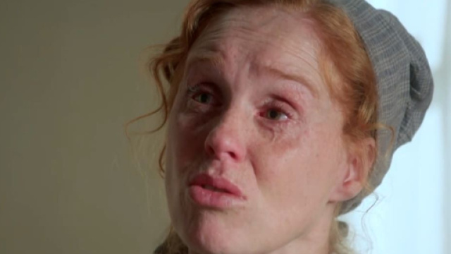 Pia Adarre relegata a serva - screenshot © La Promessa.