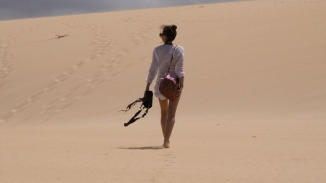 Una donna nel deserto © Pixabay