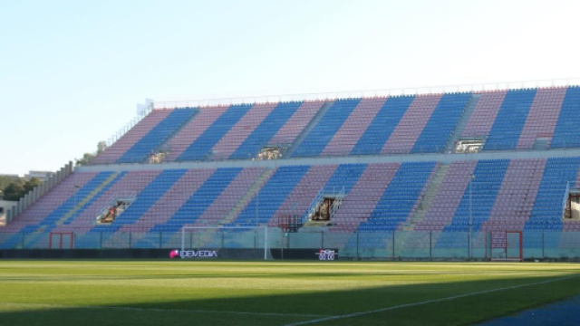 Lo Stadio Comunale "Ezio Scida" di Crotone - © Facebook / FcCrotone