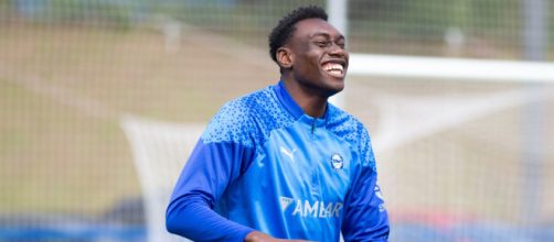 Samu Omorodion, centravanti dell'Atletico Madrid. Foto © X/Deportivo Alaves