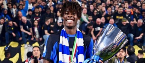 Bisseck e la Supercoppa vinta con l'Inter - © Instagram