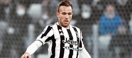 Arthur, centrocampista della Juventus, foto © X