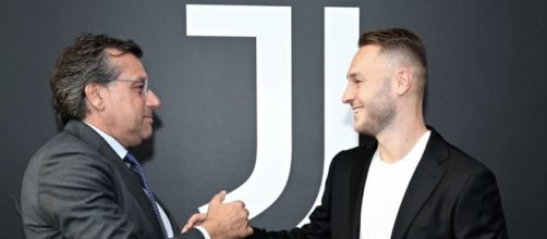 Cristiano Giuntoli e Teun Koopmeiners © Juventus