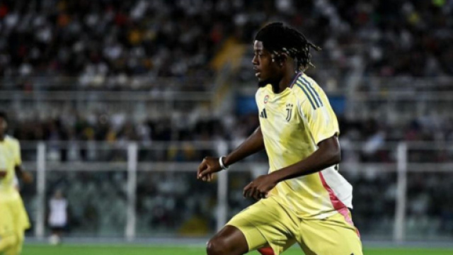 Samuel Mbangula - Profilo Instagram &copy; Mbangula