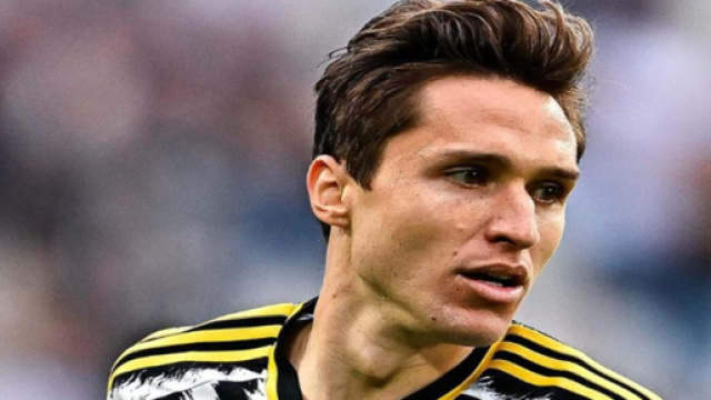 Federico Chiesa con la maglia della Juventus - &copy; Instagram