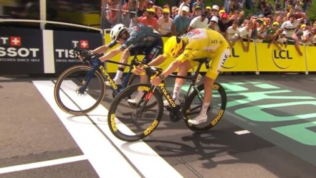 Vingegaard e Pogacar al Tour de France - Screenshot © Eurosport