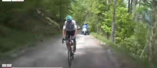 Chris Froome sul Colle delle Finestre - Screenshot © Eurosport