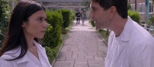 Rossella - Riccardo © Un posto al sole - Rai 3.