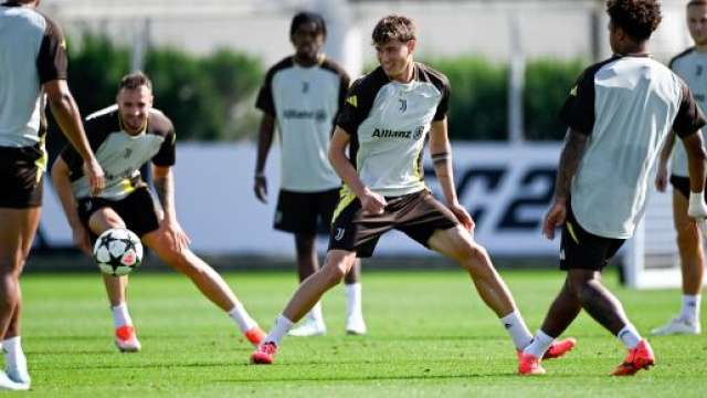 Nicol&ograve; Savona, difensore della Juventus. Foto &copy; Juventus