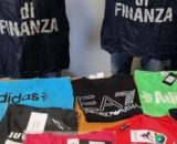 La merce sequestrata a Corigliano-Rossano © Guardia di Finanza