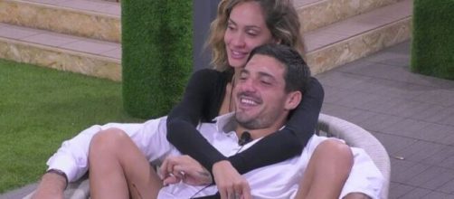 Helena Prestes e Lorenzo Spolverato (© Grande Fratello/Mediaset).