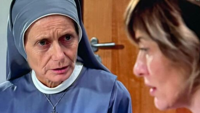 In foto Lara e Suor Maura di Un posto al sole (screenshot &copy; Rai).