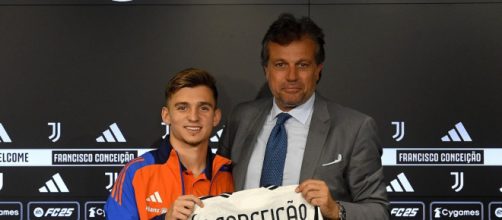 Francisco Conceicao e Cristiano Giuntoli. Foto © Juventus