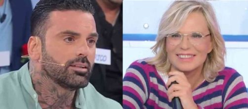 Mario Cusitore e Maria De Filippi - screenshot © Canale 5.