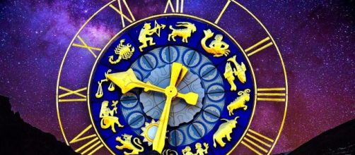 Cielo stellato e segni zodiacali - © Pixabay.